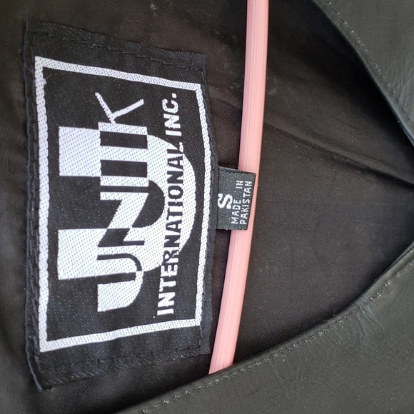 Unik Leather UNISEX Vest - Picture 4 of 6